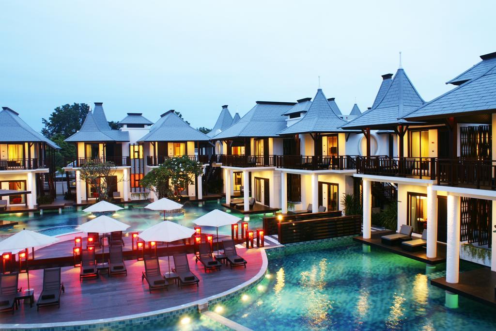 Z Through By The Zign Hotell Pattaya Exteriör bild