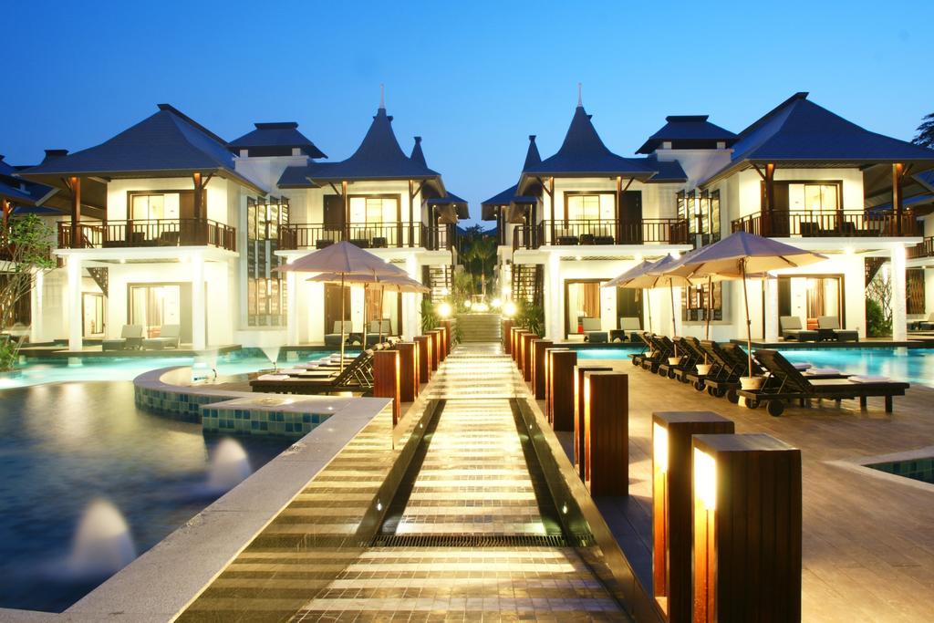 Z Through By The Zign Hotell Pattaya Exteriör bild
